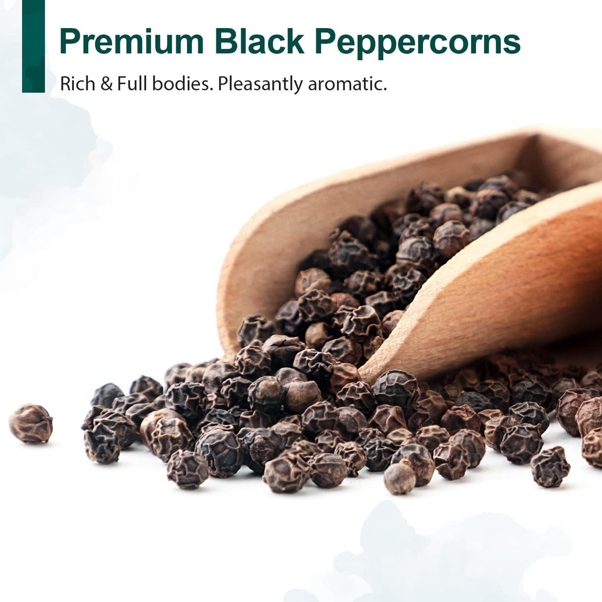 Soeos spice set packaging showcasing pink salt and peppercorns.