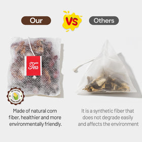 Solisleaf packaging on the go for convenient daily ritual.