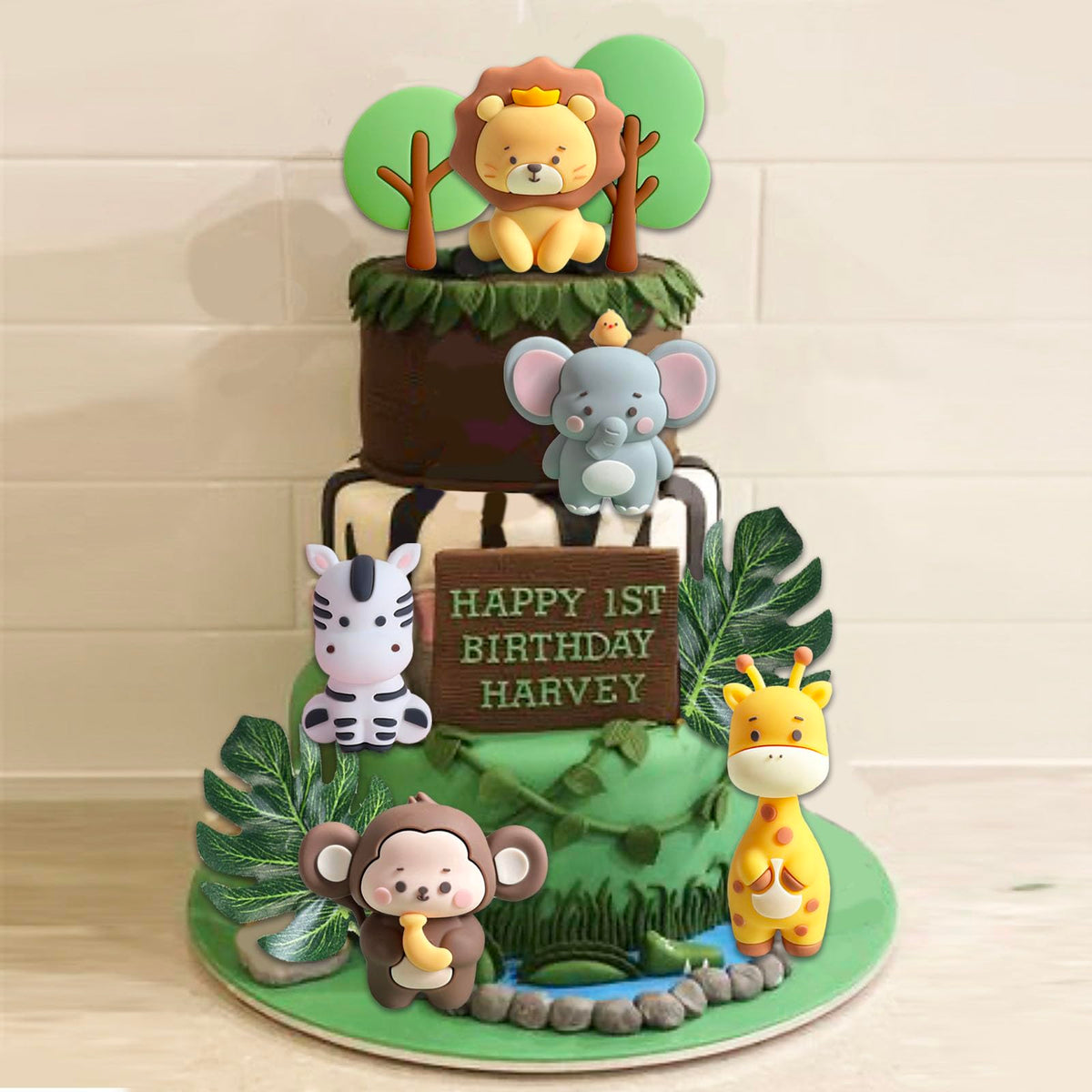 SONICEBUY Safari Happy Birthday topper highlights the occasion with cheerful styling.