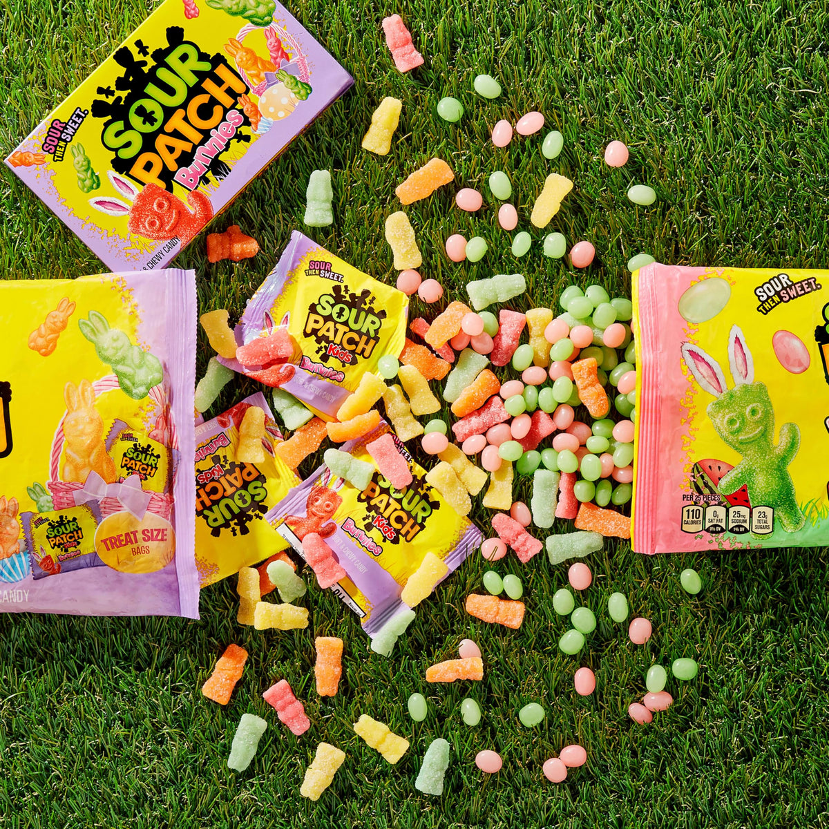 Party favors setup featuring bunny-shaped candies for celebrations.