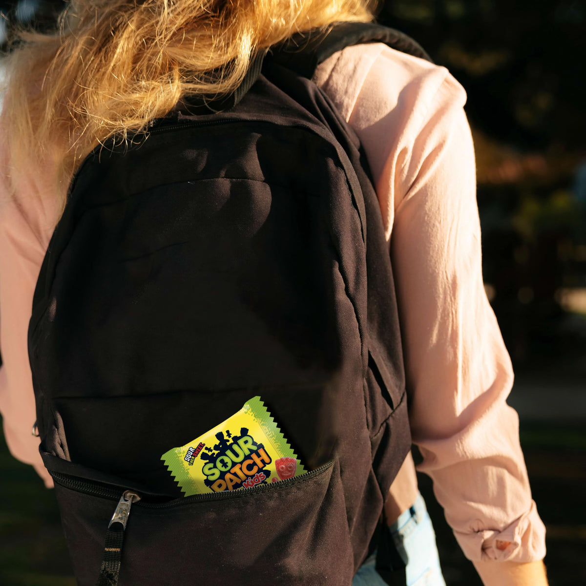 Great for quick snacks during trips, homework breaks, or office moments.