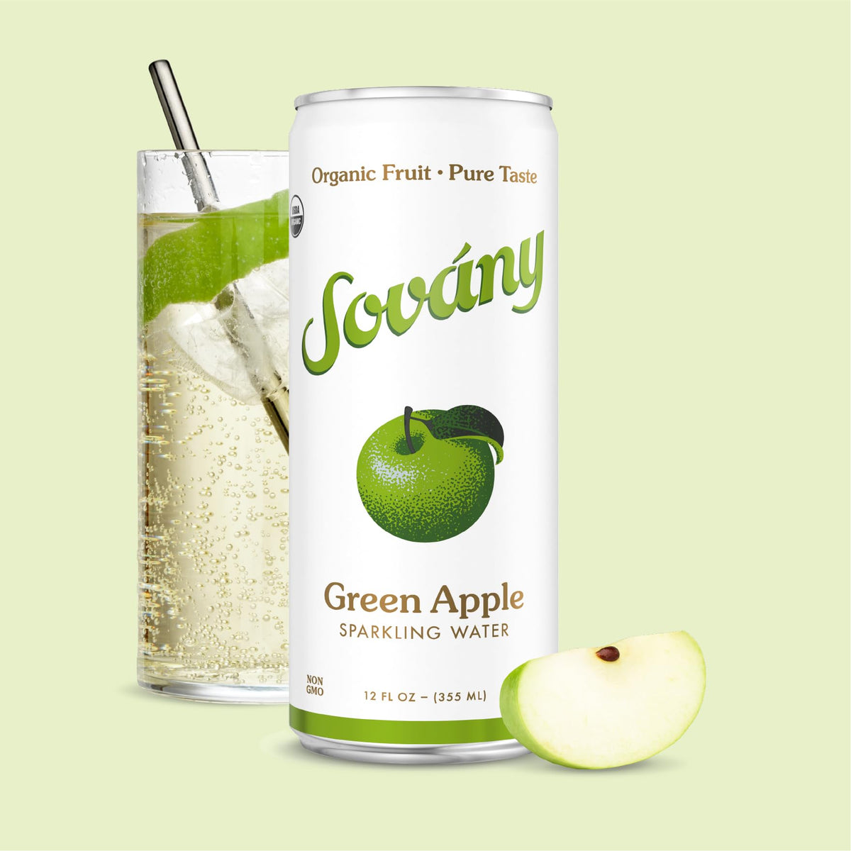Glass of Sovány Green Apple pour showing crisp flavor and light fizz.