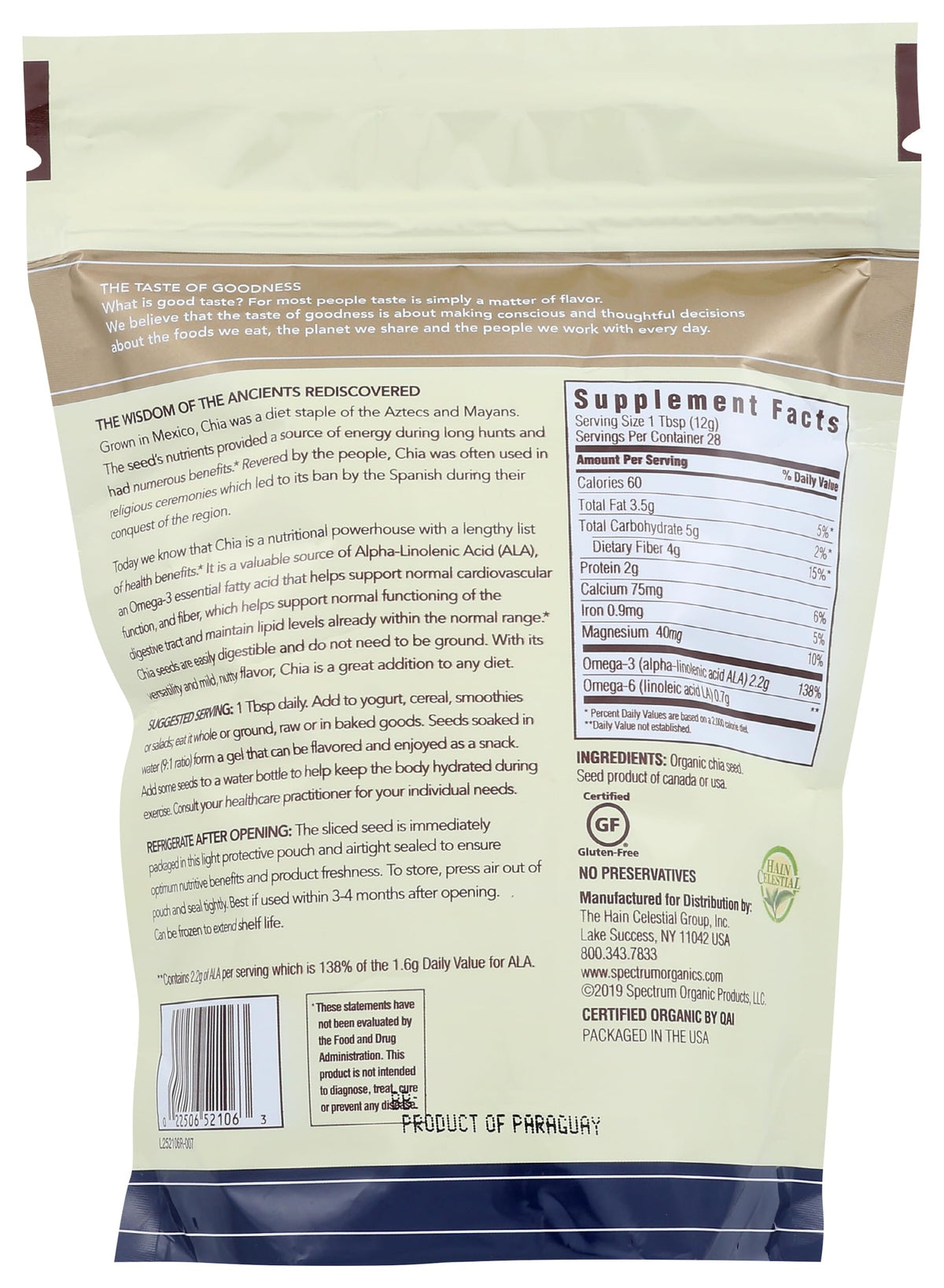 Spectrum Essentials Organic Chia Seeds in a bowl for fiber-rich smoothies.