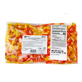 Individually wrapped Sperlari Spicchi candies for easy on-the-go snacking.