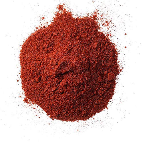 Spiceology Smoked Paprika Powder close-up shows vibrant color and fine grind.