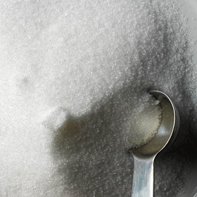 Spiceology Sodium Citrate enables emulsions, reducing separation in cheese sauces.