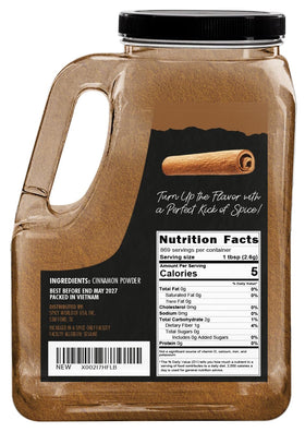 Spicy World cinnamon powder closeup reveals rich granules for desserts