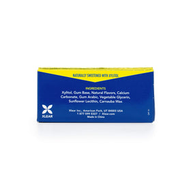 Spry Xylitol Gum cooling peppermint scent in product shot for breath freshness