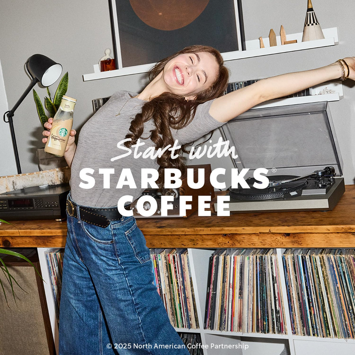 Starbucks Frappuccino glass serving—easy at-home café moment with frothy texture.