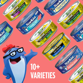 Nutrition panel shows 22g protein per serving on StarKist can.