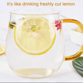 STARTZYK preserved lemon slices in tea for a citrus aroma.