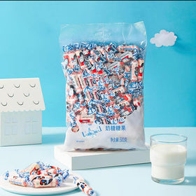 STARTZYK White Rabbit Candy bag-back with ingredients and care instructions