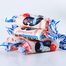 STARTZYK White Rabbit Candy plated serving idea suggests desserts and gifts for guests