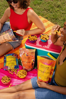 Stellar Snacks Family snack time bag is perfect for picnics.