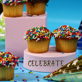 Sterns Bakery easy gift checkout with personalized message