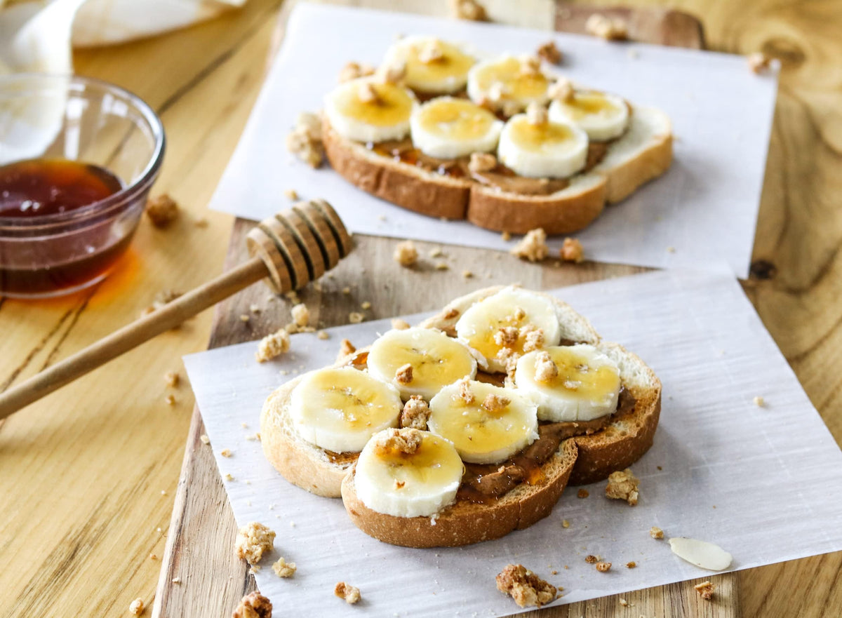 Sue Bee Honey label highlights the strain, all-natural quality and trusted heritage.
