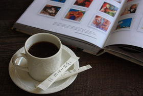 SUGART air-sealed packets preserve sweetness and freshness until use.