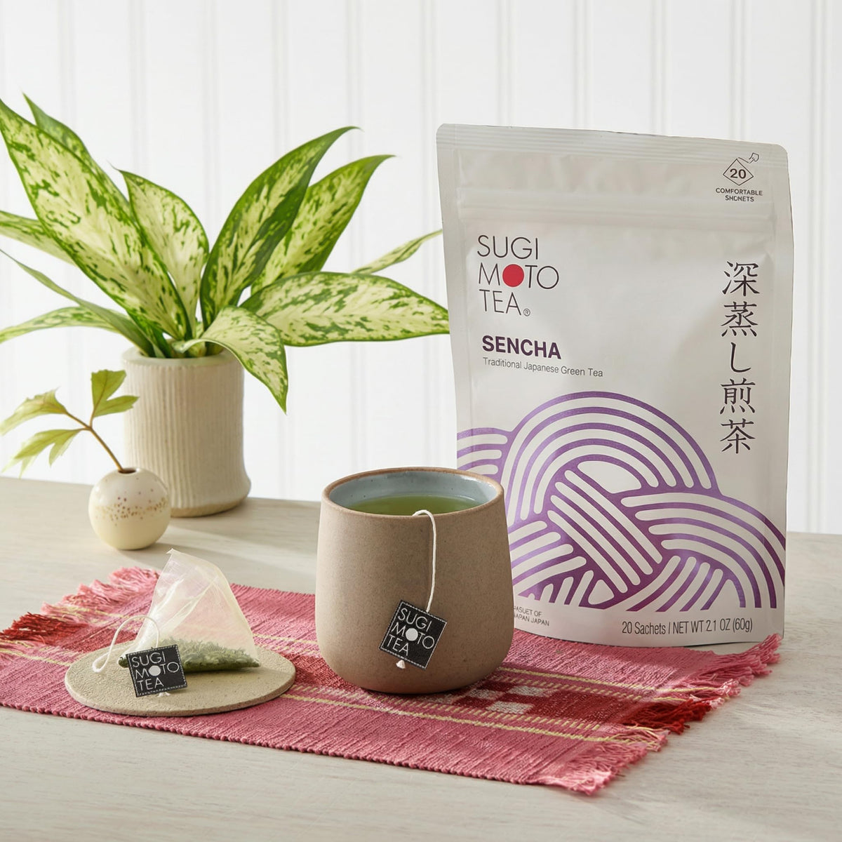 Sugimoto Tea Sencha Fukamushi contains L-Theanine and Catechins for a calm focus