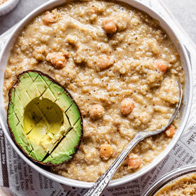 Snow Quinoa Flakes used as hot oatmeal substitute delivers nutty flavor.