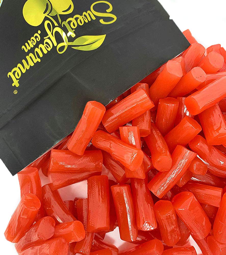 SweetGourmet Finnska Strawberry Bites texture highlights a smooth chew