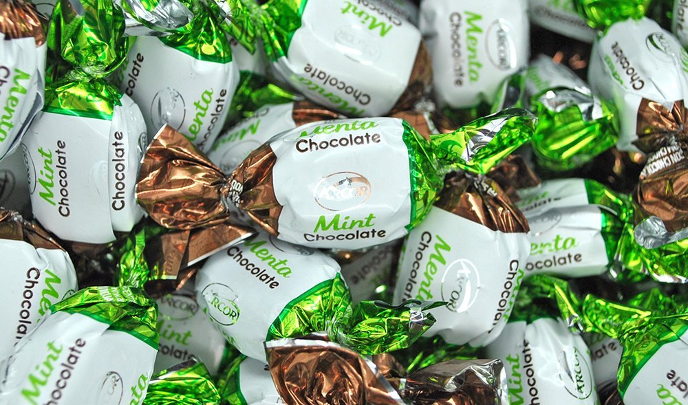 SweetGourmet individually wrapped mints reduce mess and simplify sharing occasions.
