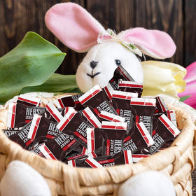 SWEETSIDE CANDY CO Dark chocolate snack-size bars for quick cravings.