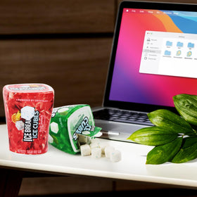 SWEETSIDE IceCubes Mint Crystal gum cubes for icy freshness.
