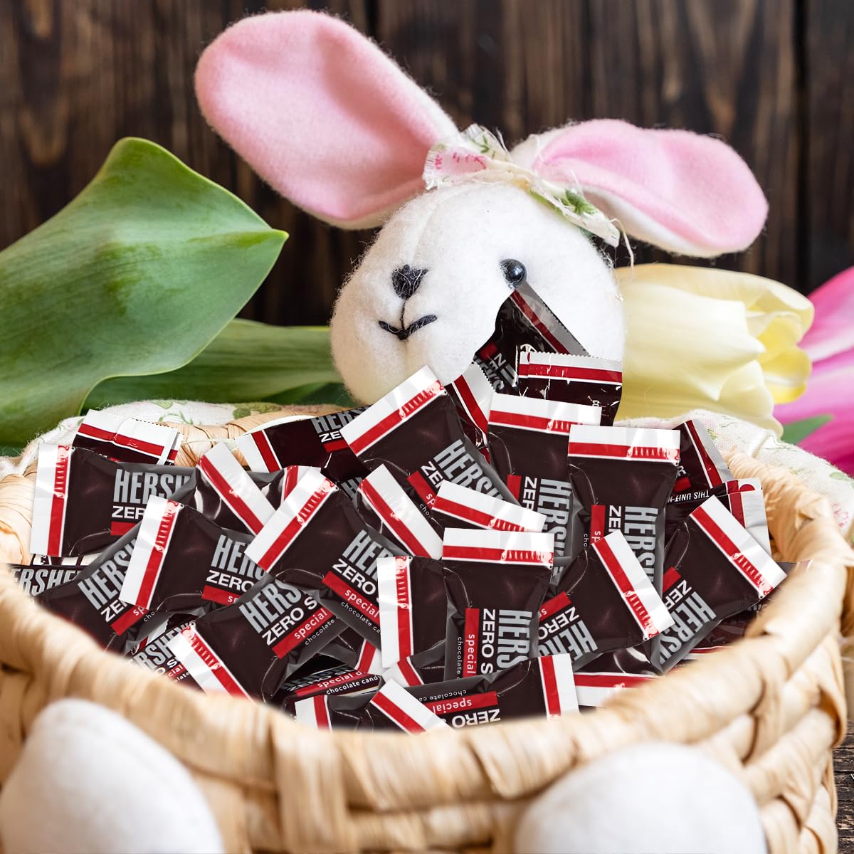 SWEETSIDE Candy Co. sugar-free chocolate bars for office snacking on the go