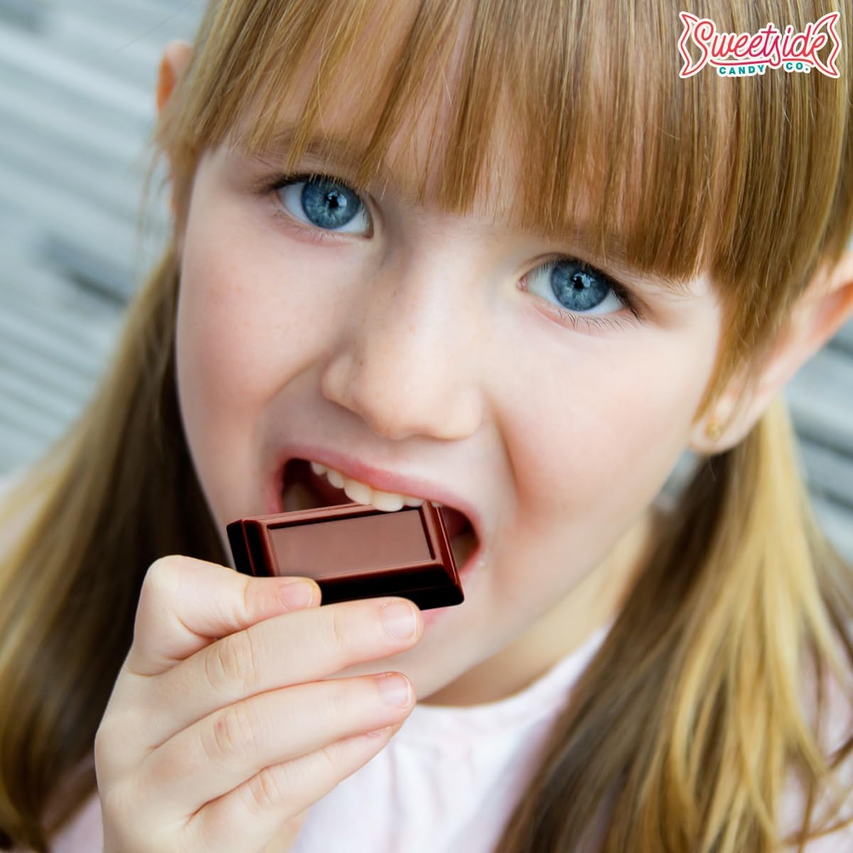 SWEETSIDE CANDY CO On-the-go snack pack for busy days.