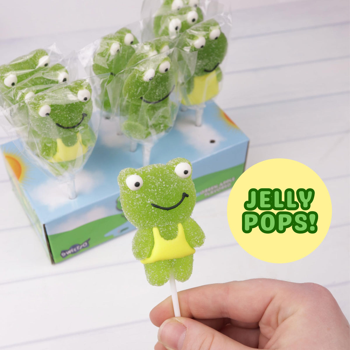Sweetzo individually wrapped frog jelly pops ready to share at events