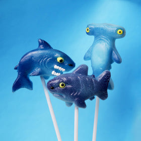 Sweetzo Individually Wrapped Lollipops ensure freshness and simple event distribution.