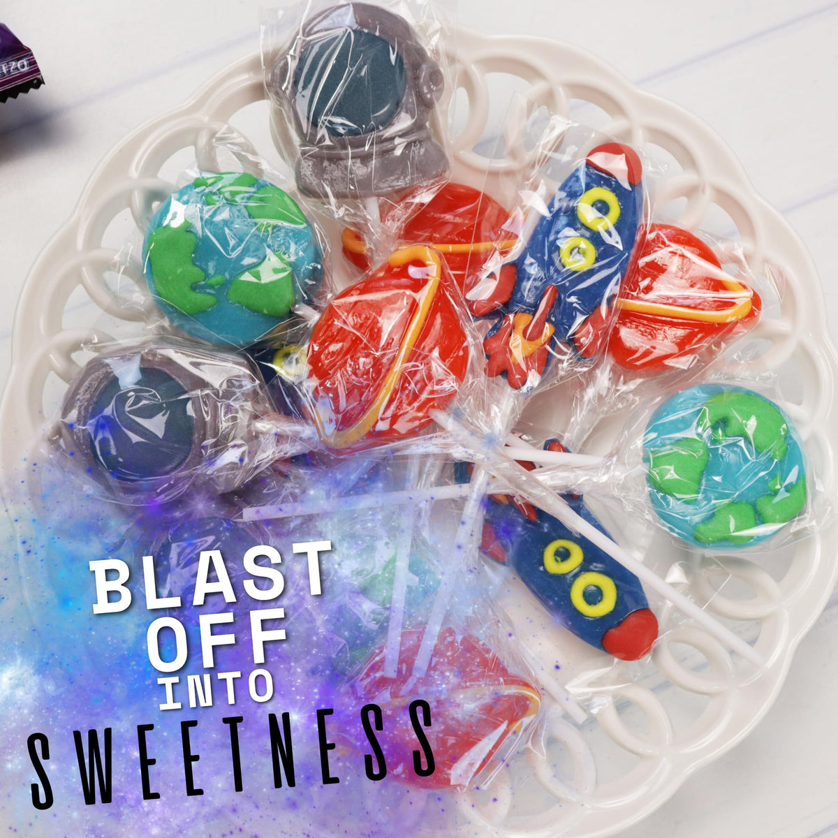 Sweetzo Space Lollipops Earth shape ideal for classroom celebrations.