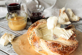Swiss Knight L’Originale serving at table, smooth and indulgent
