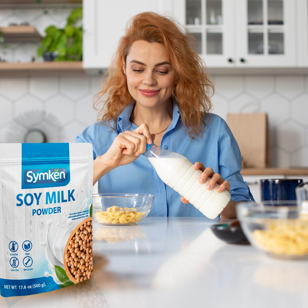 SYMKEN Sugar-free Soy Milk Powder added to a smoothie for a protein boost