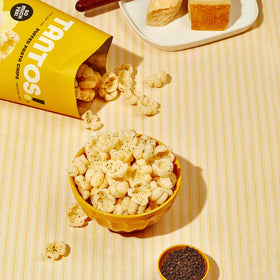 Tantos puffed pasta chips Cacio e Pepe Italian flavors, artisan-inspired.