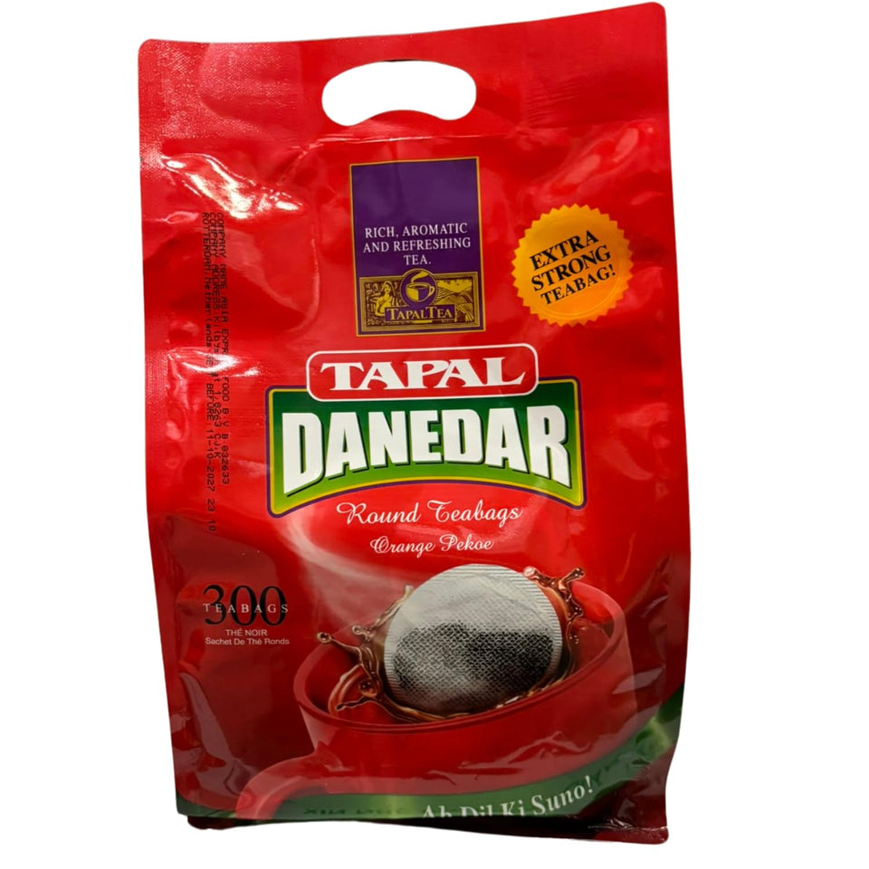 Tapal Danedaar teabags packshot highlighting bold black tea for daily moments.