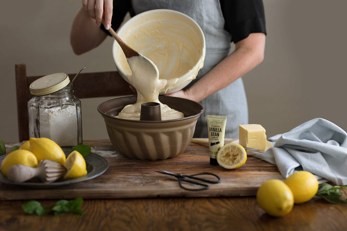 Ingredients arranged beside paste emphasize organic and gluten-free quality