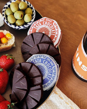 Taza Mexicano Disc 85% with serving ideas for hot beverages.