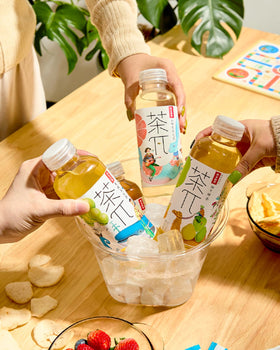Real ingredients, no added colors, Tea PI green tea pomelo flavor.