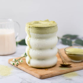Included scoop for clean, dry measuring of Tea Zone matcha powder