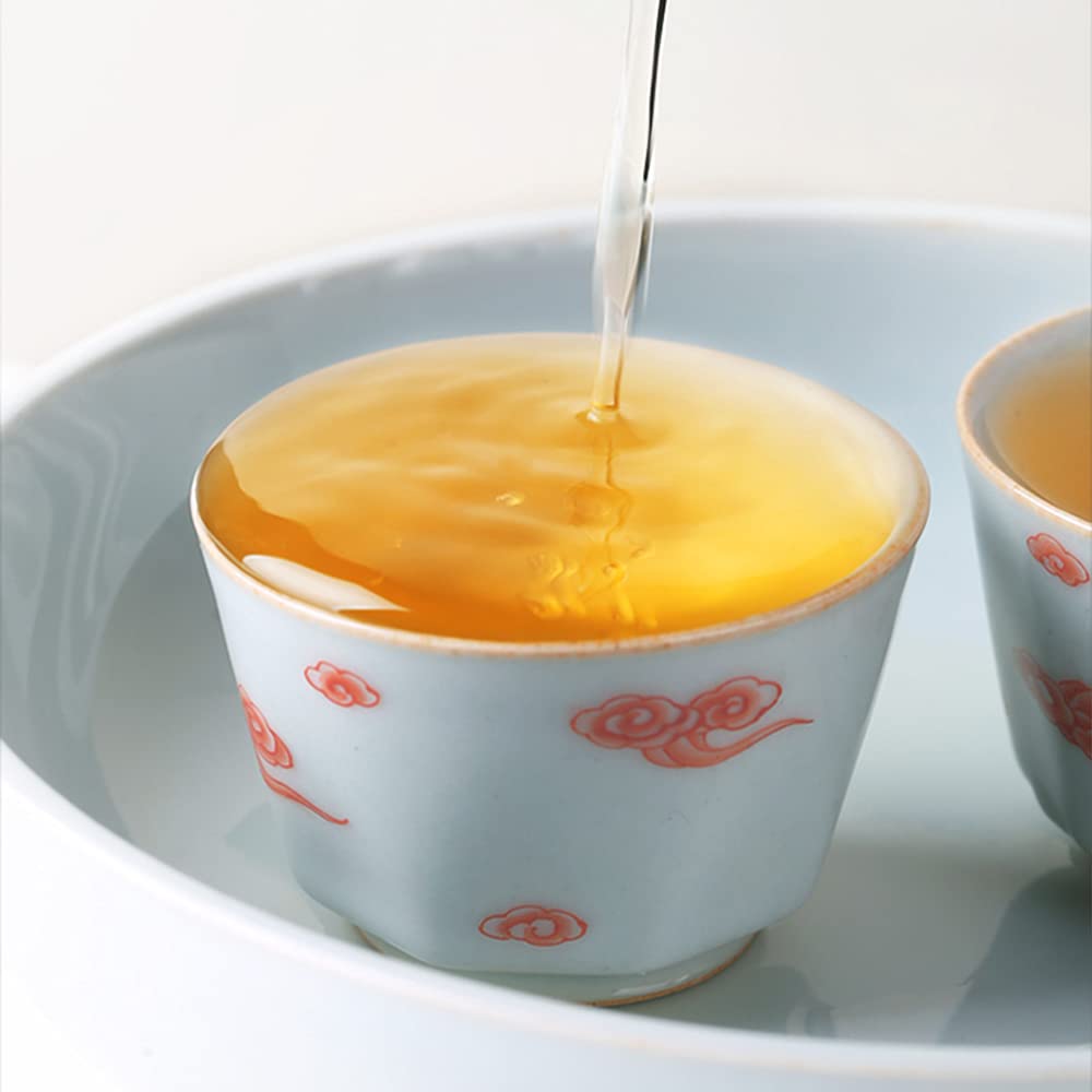 TEARELAE packaging display emphasizes natural, additive-free quality.