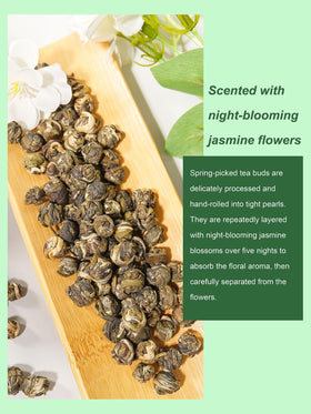 Dry leaves ready to infuse subtle jasmine notes.