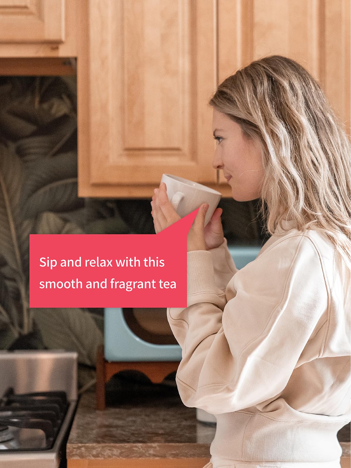 TeeLux Premium peach oolong tea for a refined daily ritual.