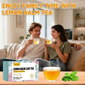 Tenyxarae lemon balm tea in glass cup illustrating caffeine-free comfort.