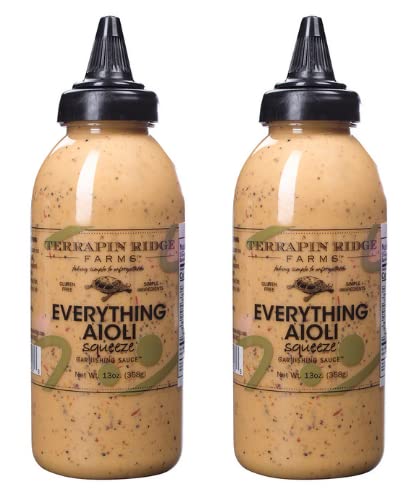 Terrapin Ridge Everything Aioli bottle pour on a burger showing bold flavor
