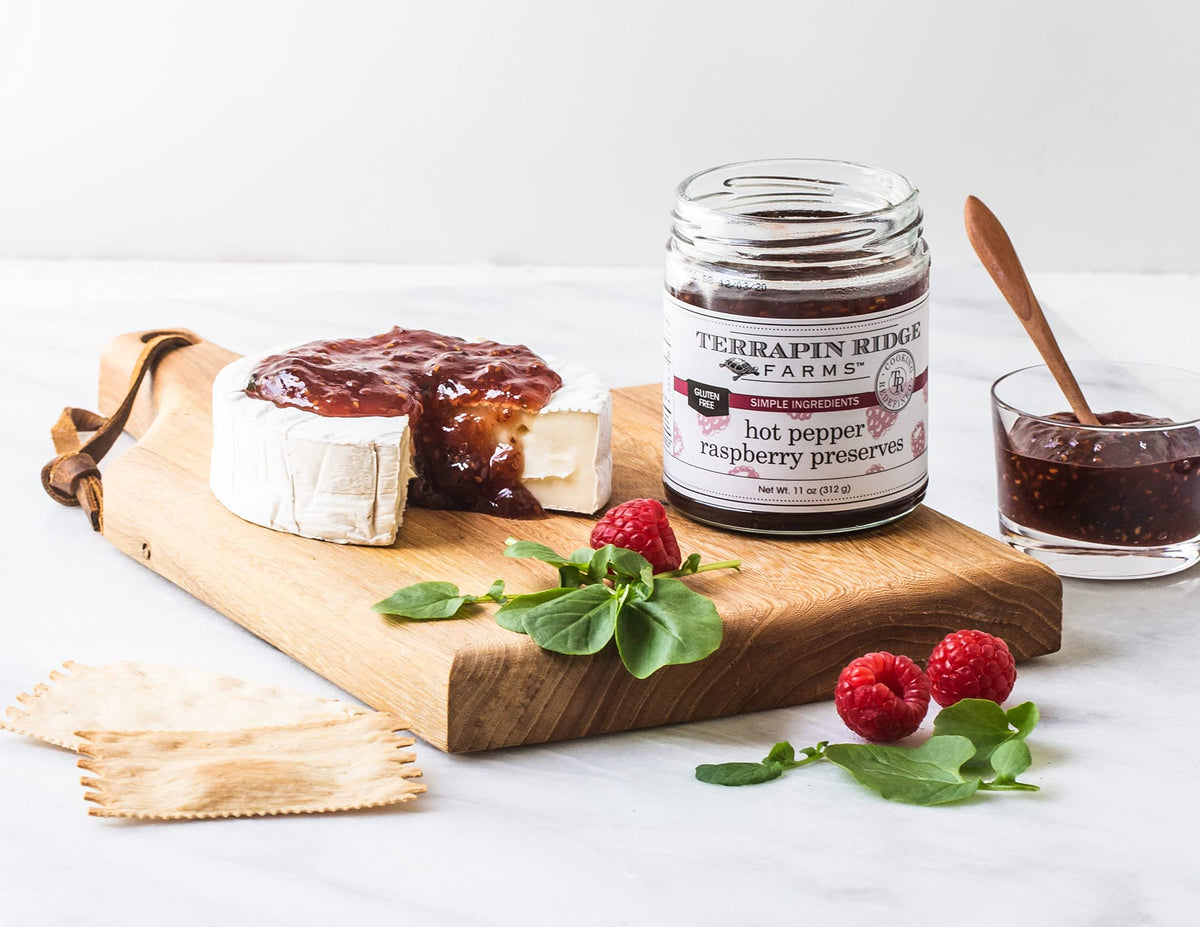 Terrapin Ridge Hot Pepper Raspberry Preserves serving suggestion over bagels with cream cheese.