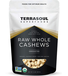 Terrasoul Superfoods Organic Raw Cashews bag close-up for snacking and recipes.