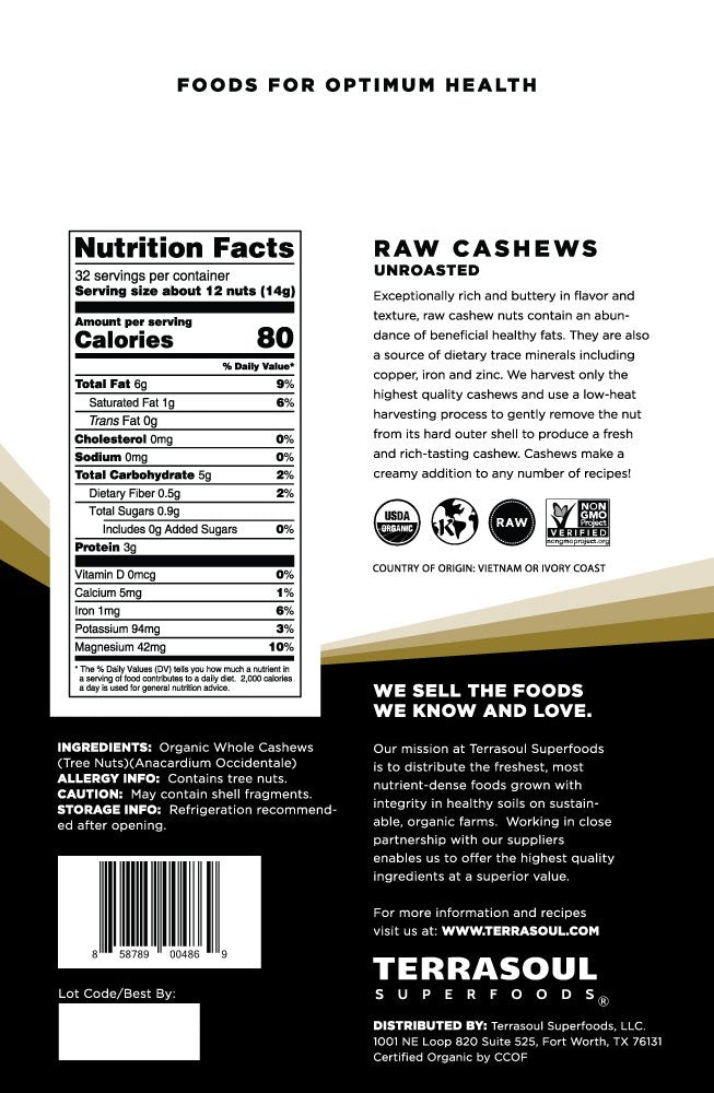 Terrasoul raw cashews snack-ready close-up showing buttery texture.