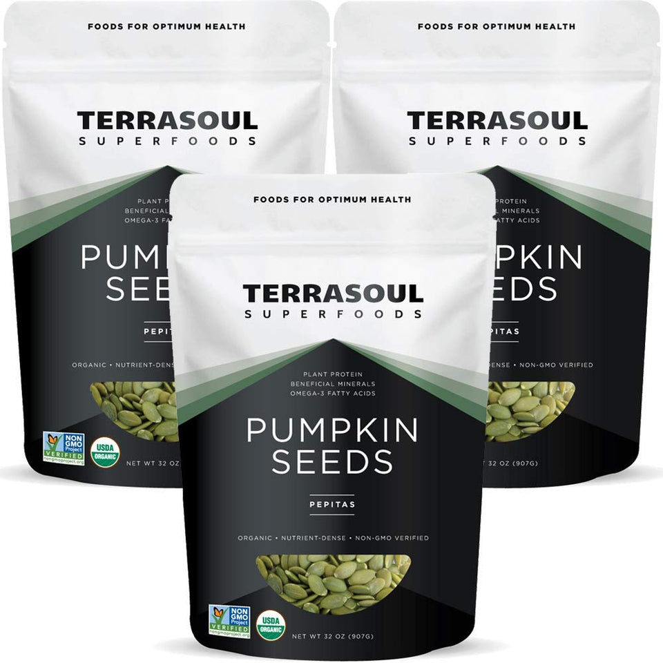 Terrasoul Superfoods organic pumpkin seeds bag front label, unsalted and raw for healthy snacking.