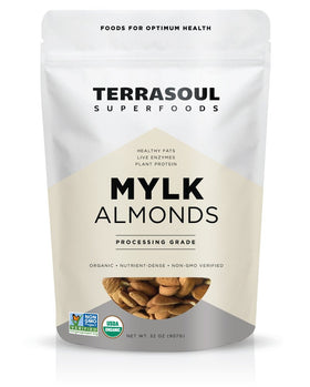 Terrasoul Superfoods raw almonds front view, perfect for snacking.
